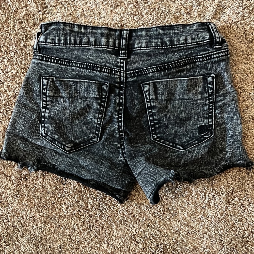 Shorts - Picture 2 of 2